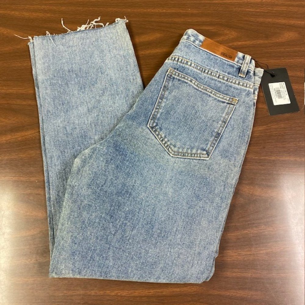 NWT Nasty Gal Distressed To Impress Raw Hem Jeans, Size‎ 6 - Picture 2 of 13